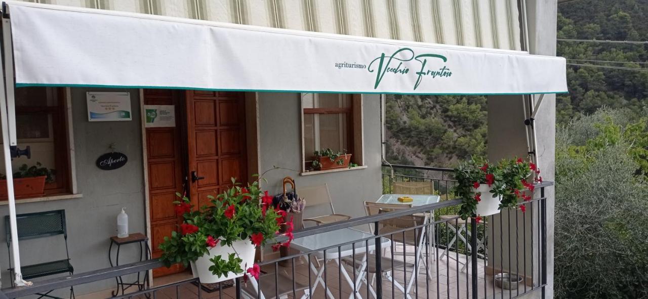 Agriturismo Vecchio Frantoio Villatella Buitenkant foto